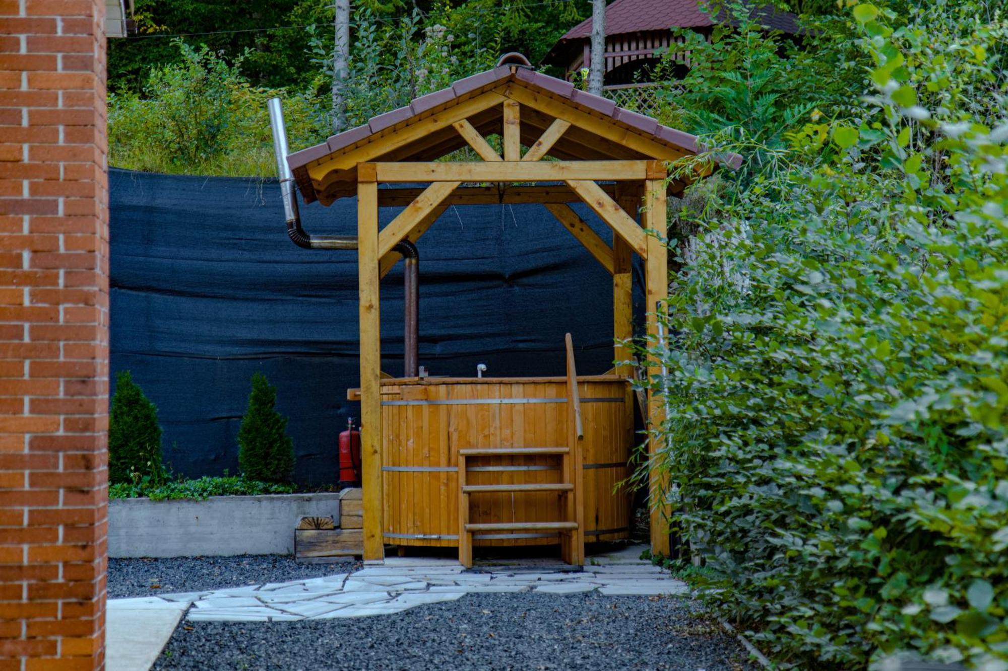 Bear'S Lair Chalet Porumbacu de Sus Exterior photo